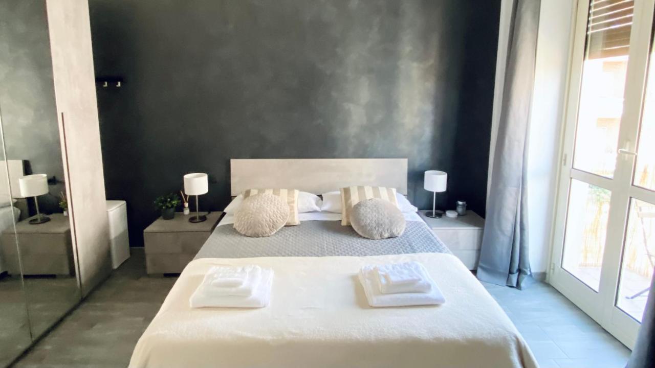 Relax & Tour New Minimal Chic Apartment *